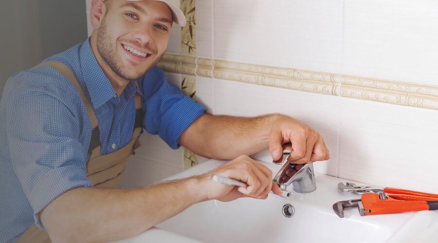 Professional bathroom faucet installation in Lorida, FL